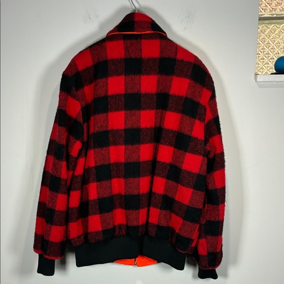 Vintage Classic Canadian Red and Black Checkered Men's Flanelle Jacket - Picture 7 of 8